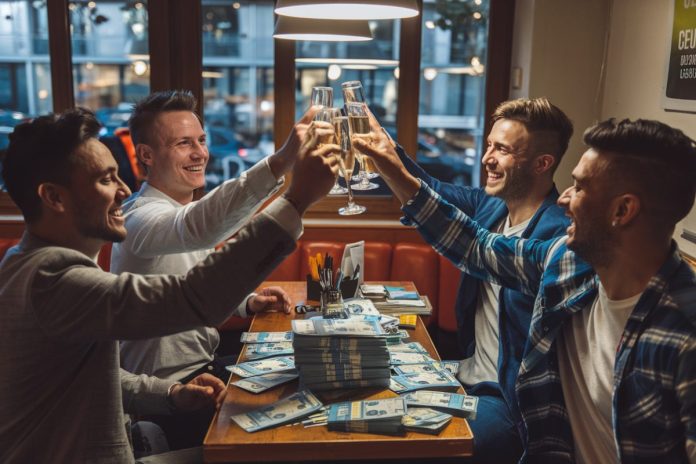 quatre amis de seine et marne remportent plus de 116 000 € au quinté+ : une réussite au pmu qui fait rêver les parieurs